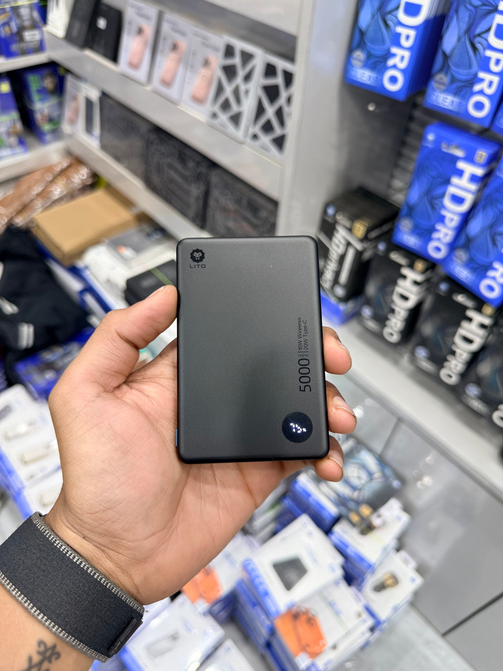 LITO LP08 Super Slim High-Capacity Magnetic Wireless Power Bank