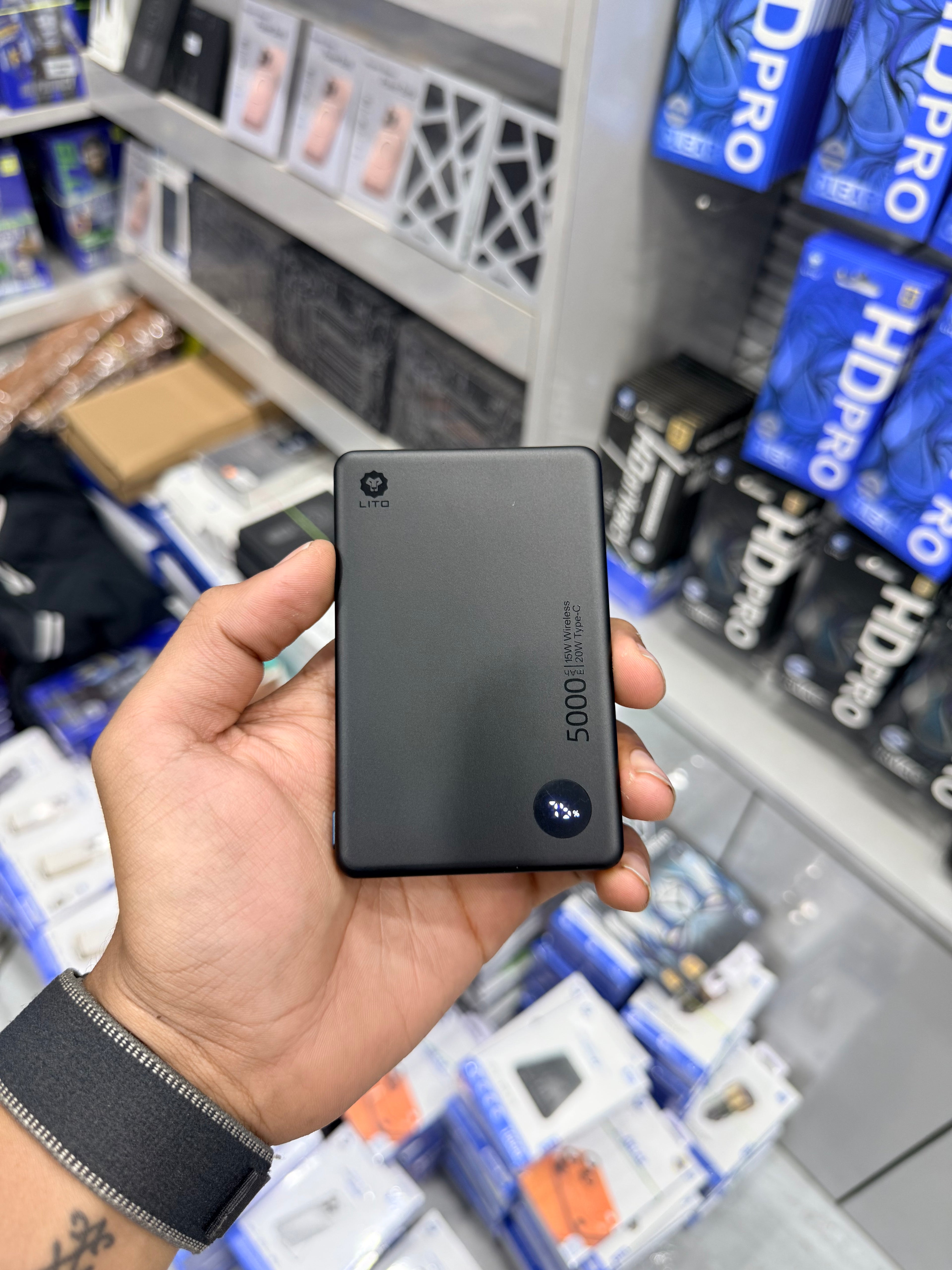 LITO LP08 Super Slim High-Capacity Magnetic Wireless Power Bank