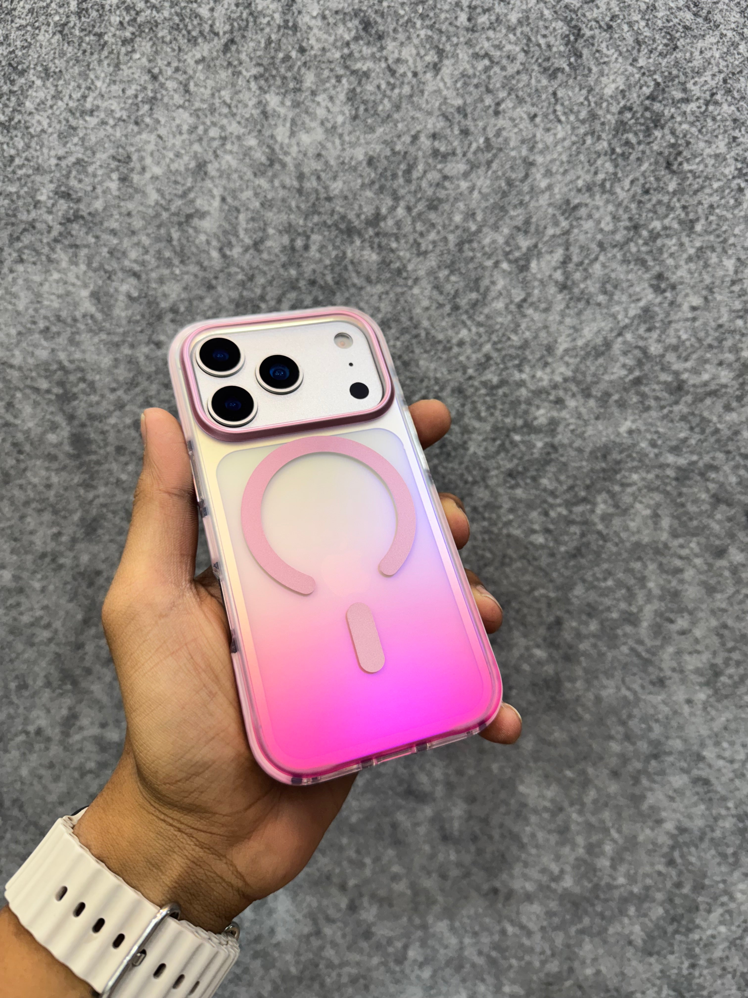 Gradient MagSafe Case for iPhone – Pink Ombre Glow | Shockproof & Stylish ✨