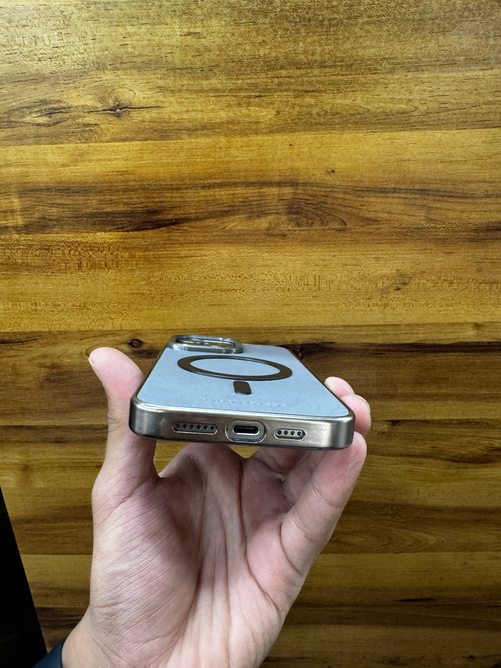 Classic MagSafe Leather Back Case