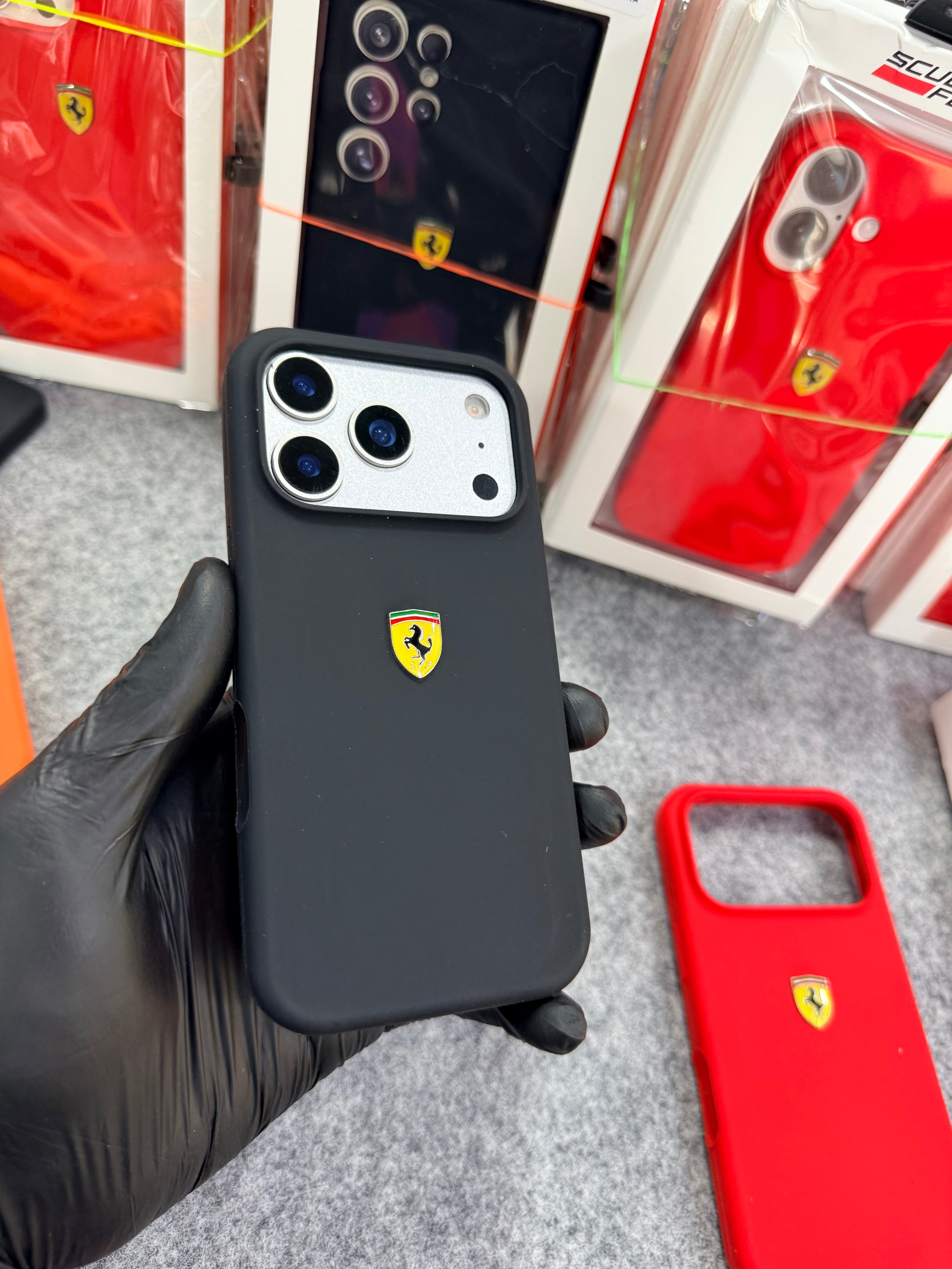 Scuderia Ferrari Silicone Case – Premium Luxury Back Cover for iPhone & Samsung