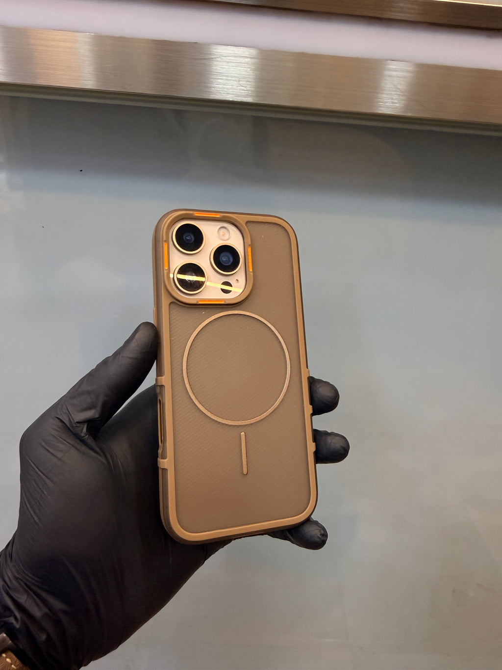 Magnetic Frosted Matte Shockproof Case for iPhone and samsung