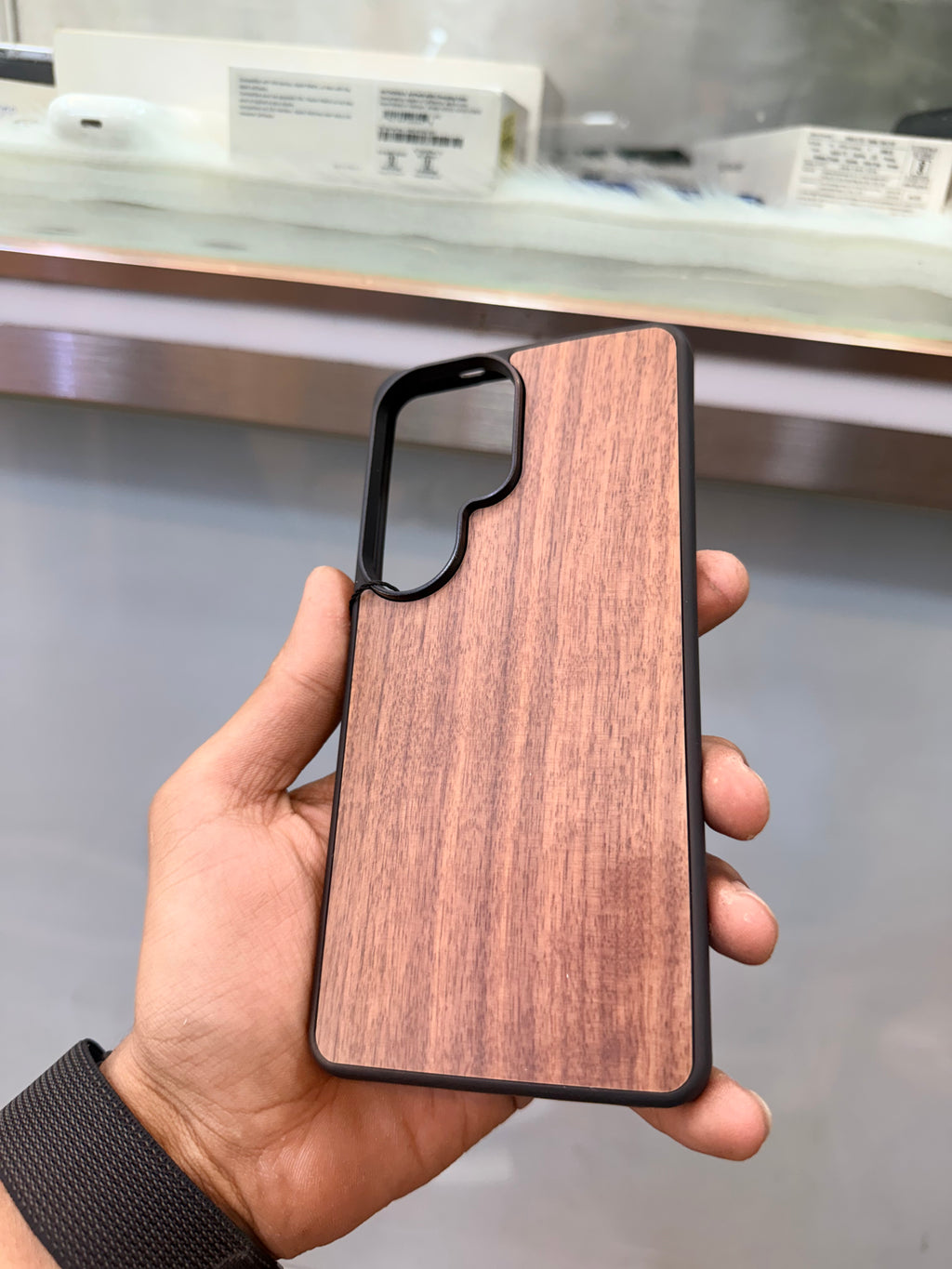 Real Walnut Wood Case for Samsung S26 Ultra – Premium Slim Protective Cover
