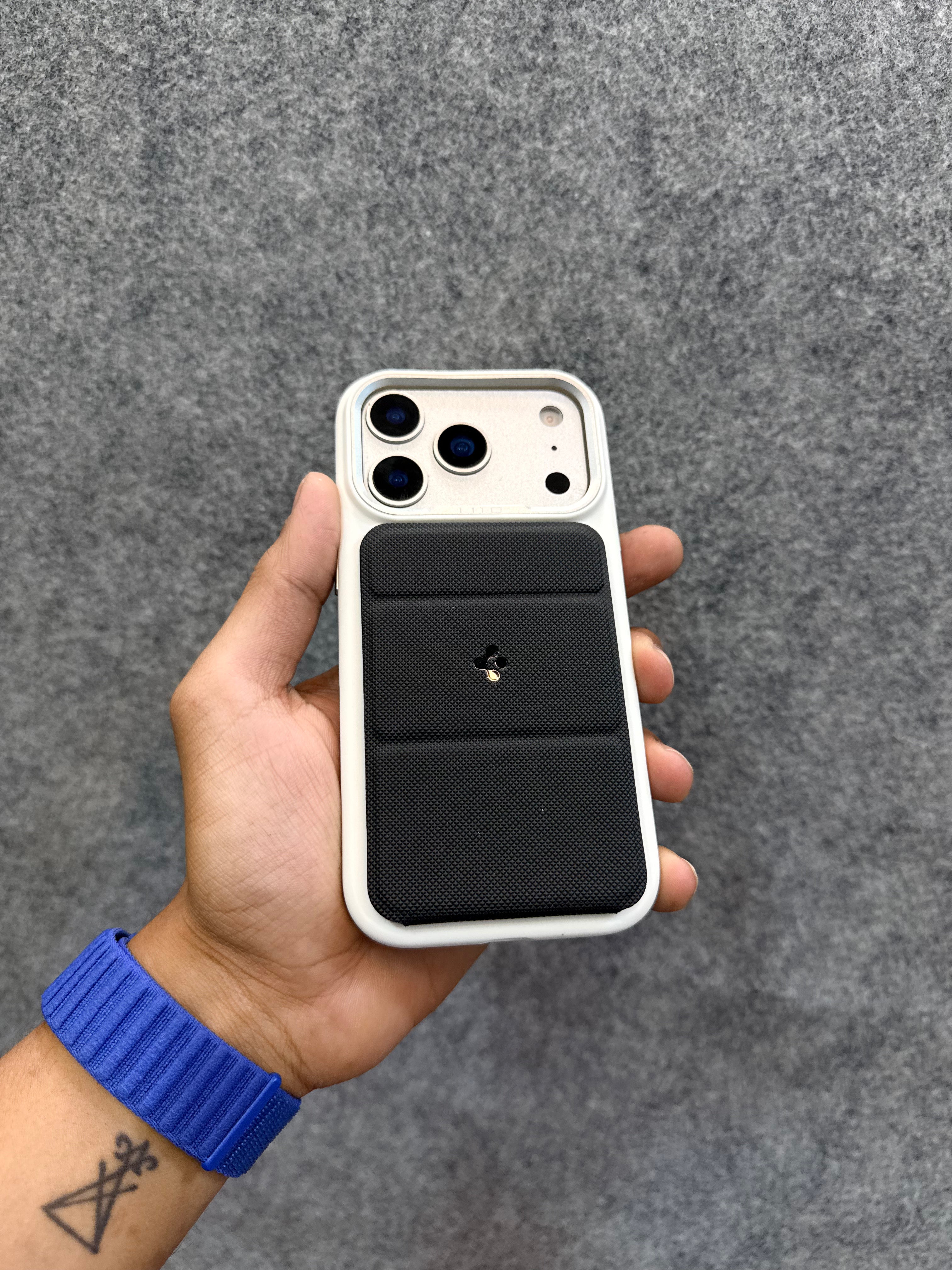 Spigen Smart Fold Mag Fit Magnetic Wallet Phone Card Holder with stand
